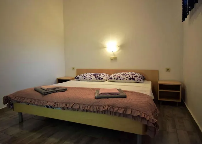 Apartment In Lopar
